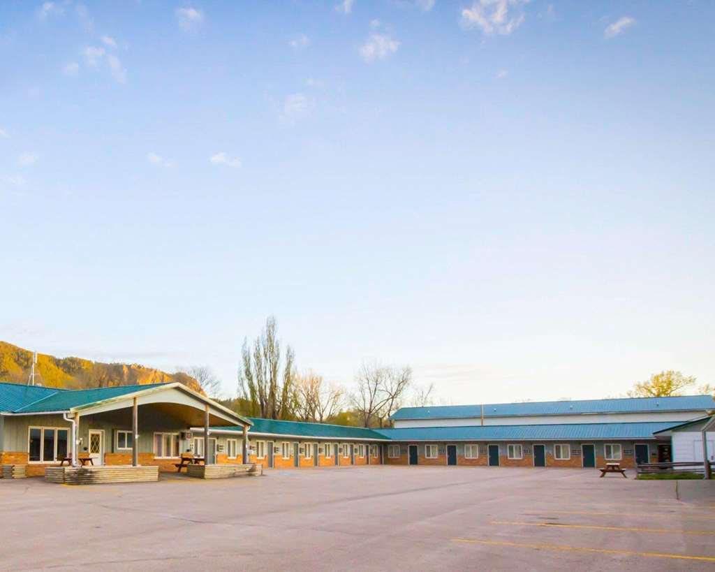 Deer Lodge Motel Sundance Dış mekan fotoğraf